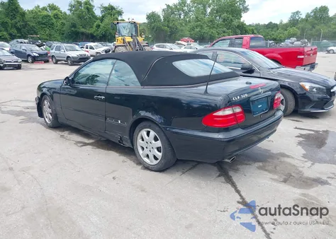 2003 Mercedes-Benz Clk 320 из США, поврежденный, VIN WDBLK65G23T130931